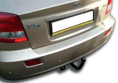 Фаркоп Leader Plus K113-A Kia Rio седан универсал 2000-2005 г.в. Без выреза бампера. Тип шара: А. Нагрузки 1200/75 кг.