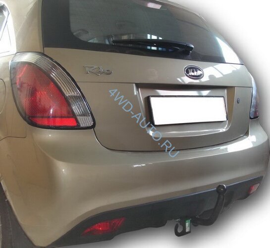 Фаркоп Leader Plus K108-A Kia Rio седан хетчбек 2005-2011 г.в. Без выреза бампера. Нагрузки 1100/75 кг.