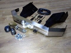 Фаркоп ТСС TCU00061 с фланцевым шаром надпись "Land Cruiser" для Toyota Land Cruiser Prado 150 2009+
