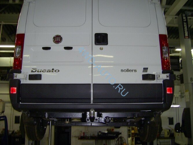 Фаркоп AVTOS FA 05 Peugeot Boxer фургон 1994-2006 без подрезки бампера. Тип шара: A. Нагрузки: 2000/100 кг. Электрика в комплекте