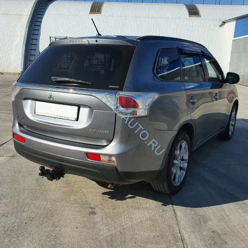 Фаркоп Уникар на Mitsubishi Outlander III 2012-2018 / Быстросъемный шар под американский квадрат (Тип Е)
