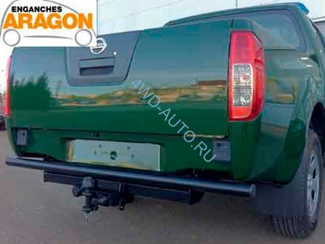 Фаркоп Aragon E4404DG на Nissan Navara D40, с 2005 по 2015 г.в. (с черным противоподкатным брусом)