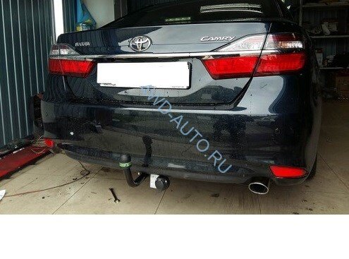 Фаркоп Leader Plus T106-A Toyota Camry  седан 2006-2011, 2012-. Без выреза бампера. Нагрузки 1300/75 кг