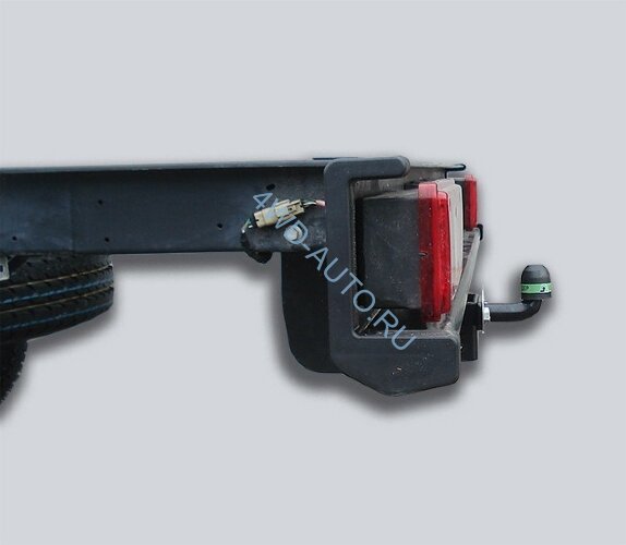 Фаркоп Leader Plus F123-FC Ford Transit шасси 2014-. Без выреза бампера. Нагрузки 1500/50 кг.