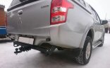 Фаркоп Уникар на Mitsubishi L200 с 2015 г/в | Быстросъемный шар под американский квадрат