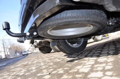 Фаркоп Bosal 3062-A на Toyota Land Cruiser Prado 150. Без подрезки бампера