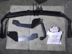 Фаркоп Трейлер 7230 для Hyundai Santa Fe 2001-2006, Hyundai Santa Fe Classic (Таганрог) 2007-2013. Требуется подрезка бампера. Тип шара: A. Нагрузки: 1500/75 кг.