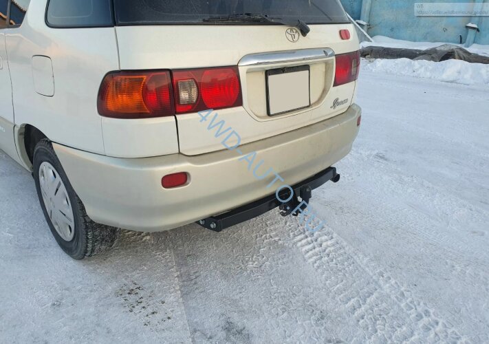 Фаркоп Уникар наToyota Ipsum I поколение (1995 г.в. - 2002 г.в.)