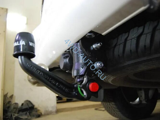 Фаркоп Westfalia 335360600001 на Toyota Land Cruiser 200 с 2007 г/в