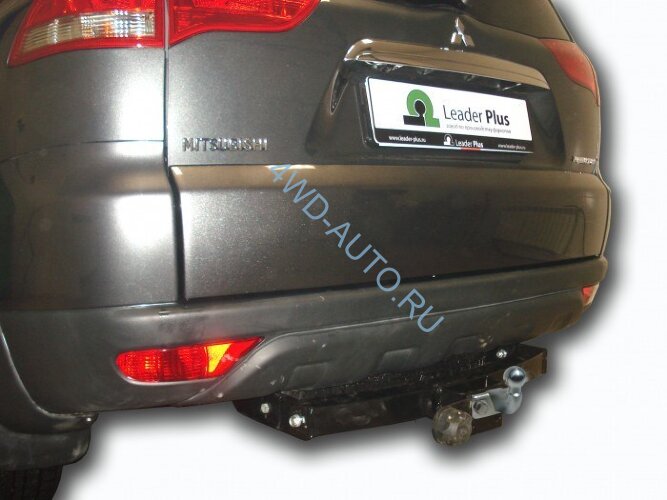 Фаркоп Leader Plus M115-F для Mitsubishi Pajero Sport 2 2008-2016, Mitsubishi Pajero Sport 3 2016-. Без выреза бампера. Нагрузки 2000/100 кг, (замена для M110-F, снятого с производства).