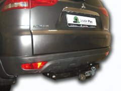 Фаркоп Leader Plus M115-F для Mitsubishi Pajero Sport 2 2008-2016, Mitsubishi Pajero Sport 3 2016-. Без выреза бампера. Нагрузки 2000/100 кг, (замена для M110-F, снятого с производства).
