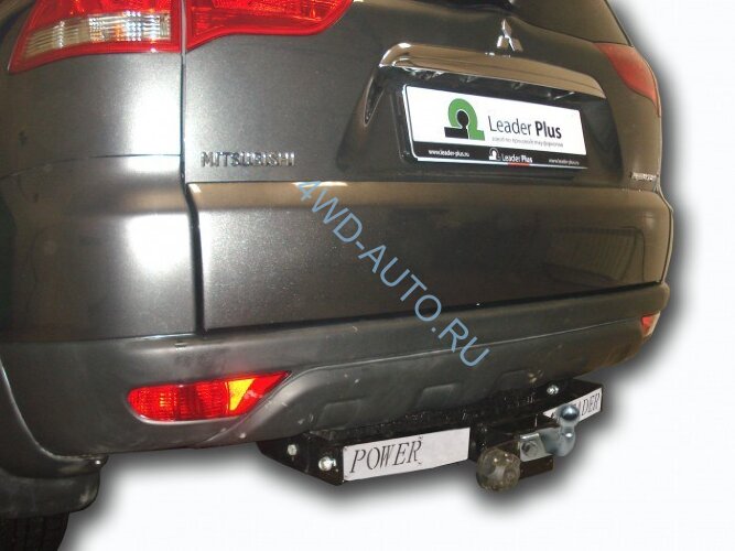 Фаркоп Leader Plus M115-F(N) Mitsubishi Pajero Sport 2 2008-2016, Mitsubishi Pajero Sport 3 2016- (с нержавеющей пластиной) Без выреза бампера. Нагрузки 2000/100 кг.  (замена для M110-F(N), снятого с производства).