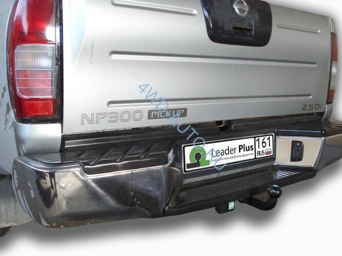 Фаркоп Leader Plus N113-A Nissan NP 300 с 2008 г.в. Без выреза бампера. Нагрузки 1500/75 кг.