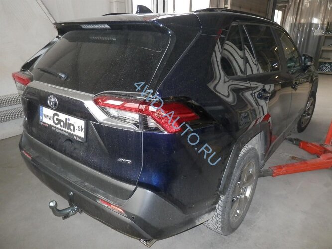 Оцинкованный фаркоп Galia T072A на Toyota Rav 4 с 2019 г.в.