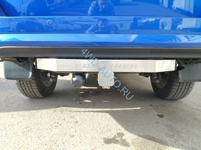 Фаркоп ТСС TCU00097 на Toyota Fortuner с 2017 г/в (надпись Fortuner)