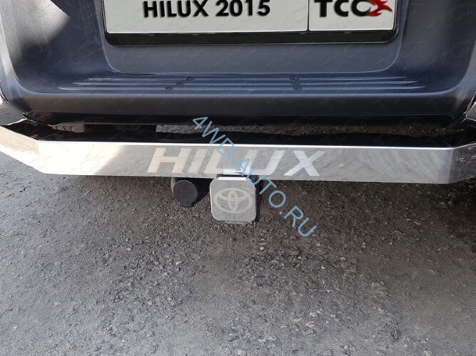 Фаркоп ТСС TCU00023 (надпись Hilux) на Toyota Hilux с 2015г, включая Exclusive с 2018г